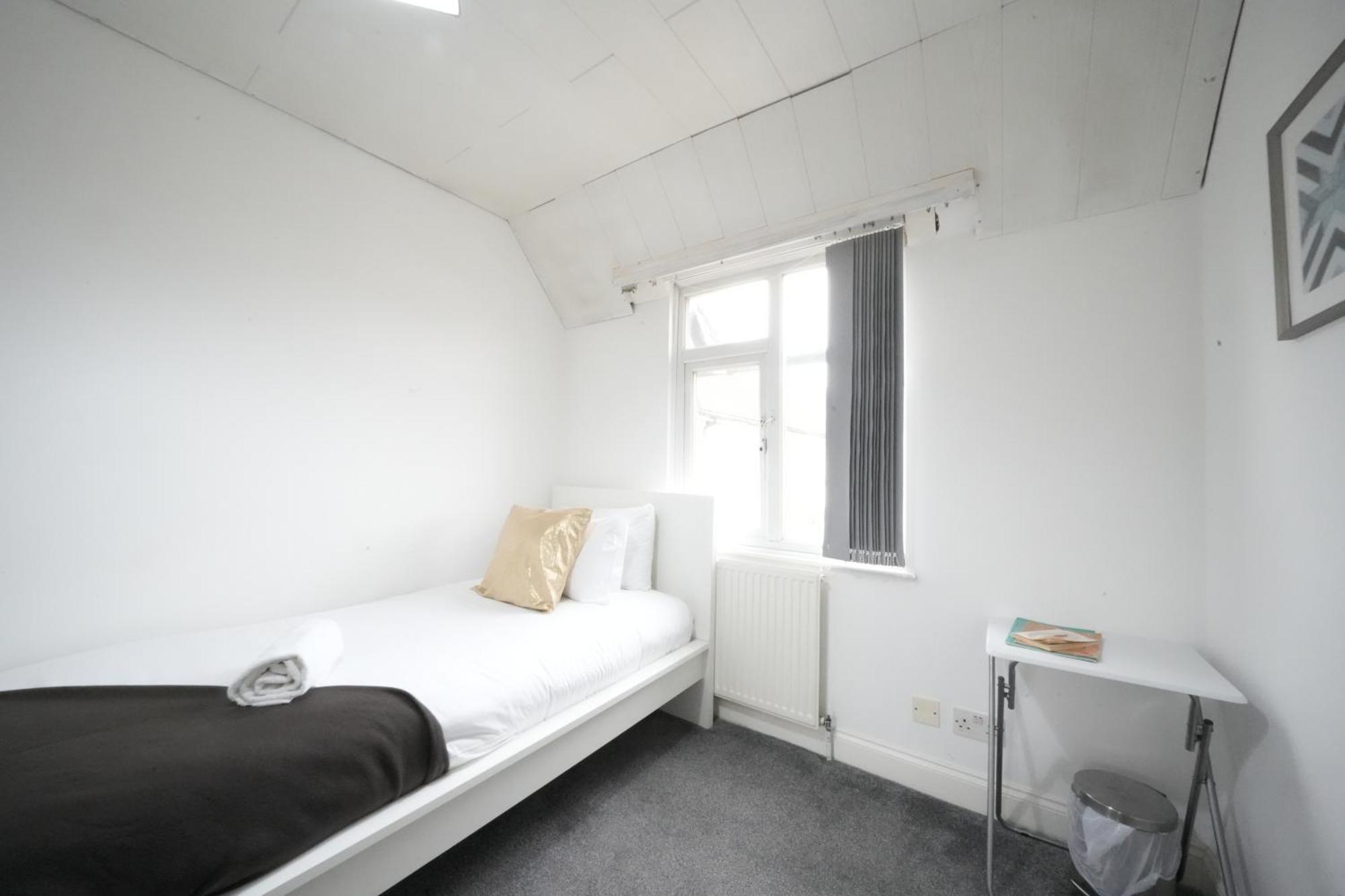 Airport Comfy Stay Harmondsworth Dış mekan fotoğraf